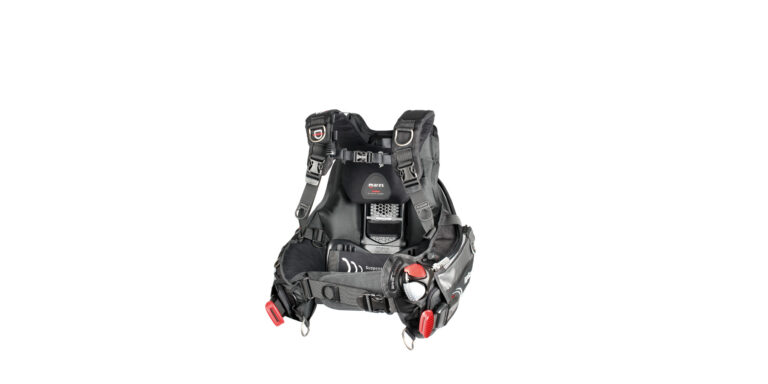 Gilet de plongée ergonomique pour explorer le monde sous-marin en toute sécurité.