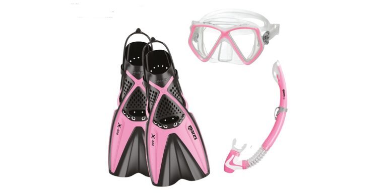 Équipement de plongée sous-marine rose : palmes, masque et tuba pour explorations aquatiques.