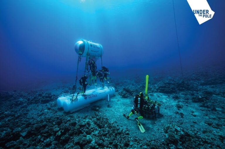 Explorateurs sous-marins installent un habitat innovant pour des recherches prolongées sur les écosystèmes marins profonds.