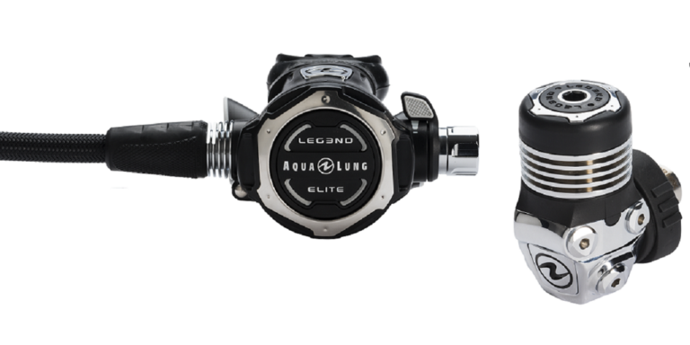 Détail d'un détendeur Aqua Lung pour la plongée sous-marine, conçu pour performance et sécurité.