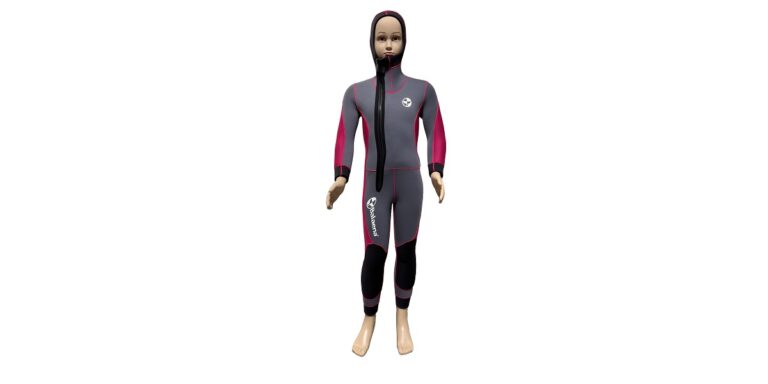 Combinaison de plongée pour explorer le monde sous-marin en toute sécurité et confortablement.