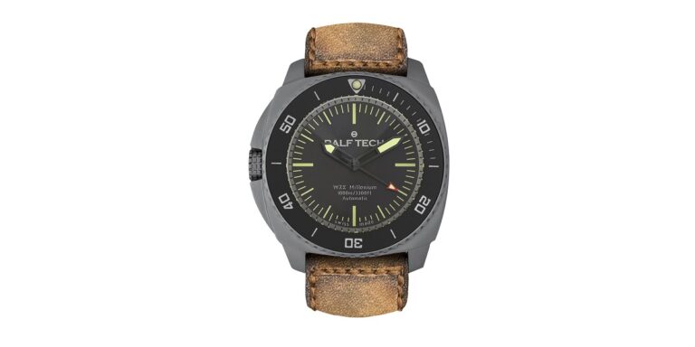 Montre de plongée automatique WRX Millenium, étanche jusqu'à 1000 mètres, design robuste.