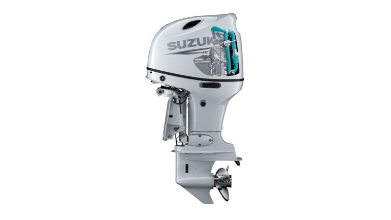 Moteur hors-bord Suzuki, performant pour les aventures maritimes et la navigation en mer.