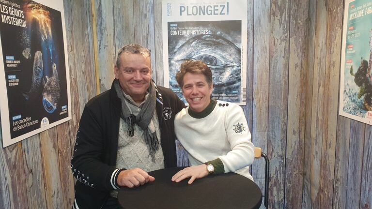 Rencontrez des passionnés de plongée et explorez les merveilles du monde sous-marin.