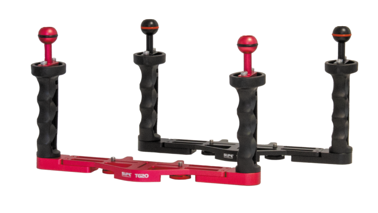 Support de caméra sous-marine robuste pour des prises de vue stables et professionnelles.