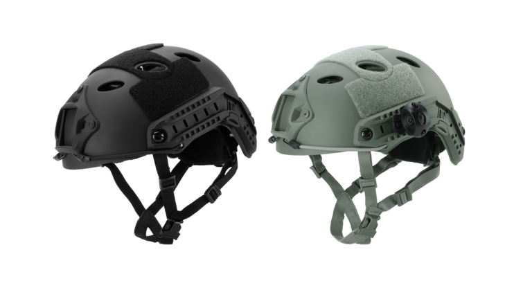 Casques de plongée modernes pour la sécurité et l'exploration sous-marine. Équipements essentiels.