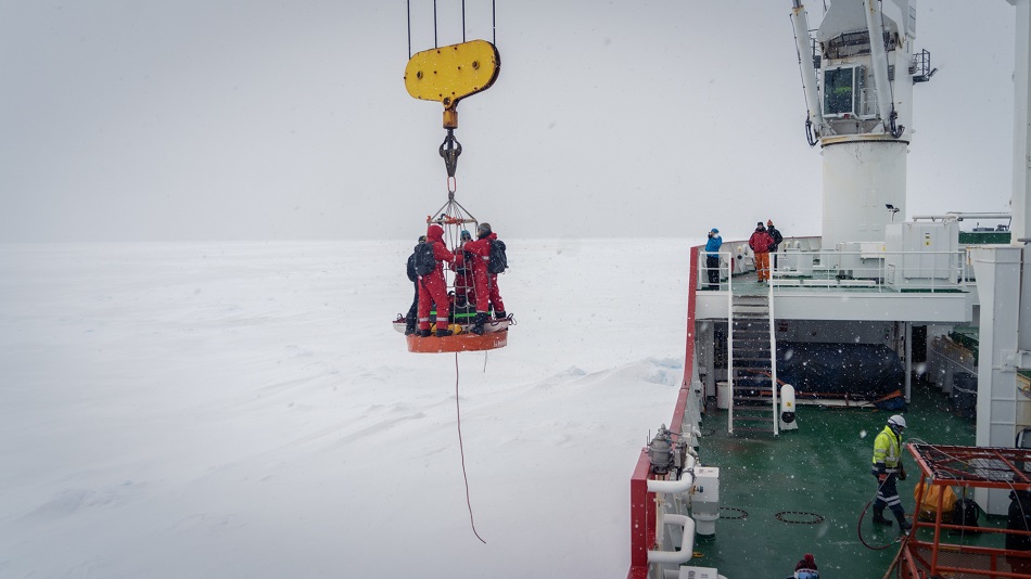 220224 end22 nb landscapes 37. credit falklands maritime heritage trust and 