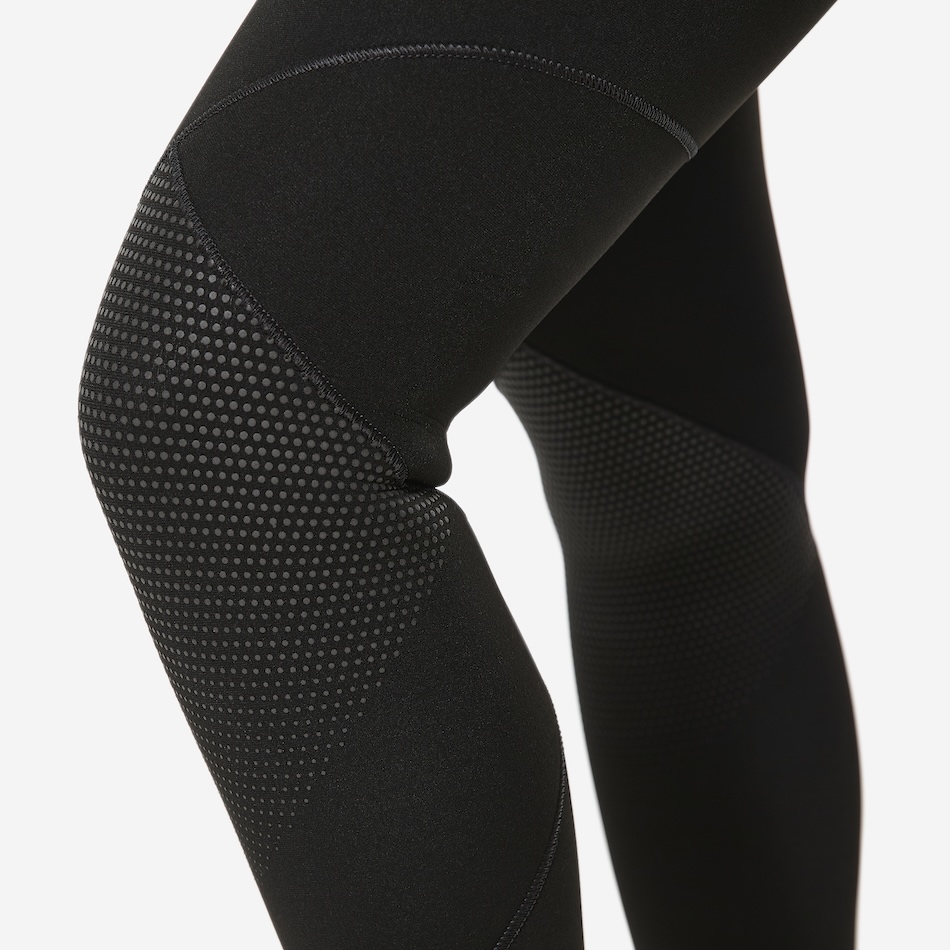 Pantalon de plongée en néoprène, idéal pour explorer les profondeurs marines en toute sécurité.
