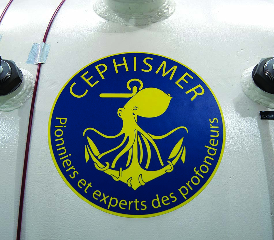 Logo de Cephismér, pionniers de la plongée et experts des profondeurs marines.