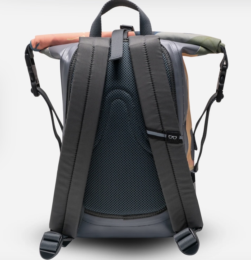 Sac à dos étanche idéal pour transporter votre équipement de plongée en toute sécurité.
