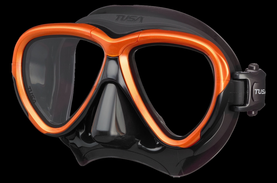 Masque de plongée TUSA, idéal pour explorer les merveilles du monde sous-marin.
